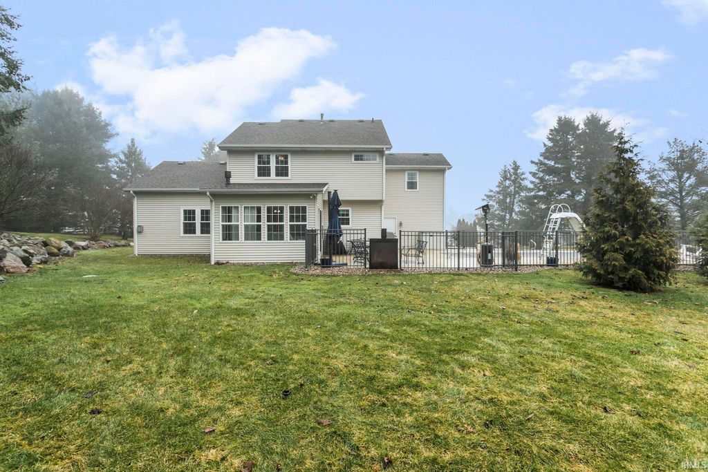 Photo of 32946 Barn Owl Court, New Carlisle, IN 46552 (MLS # 202608151)