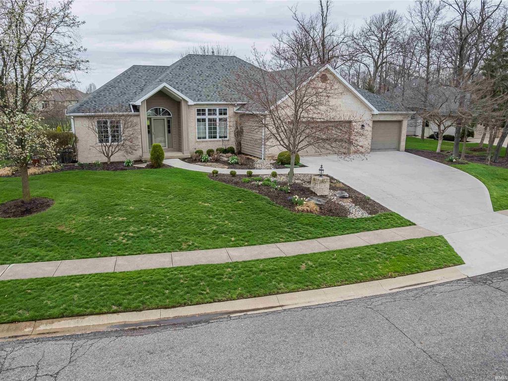 Photo of 8615 Killeen Run, Fort Wayne, IN 46835 (MLS # 202611677)