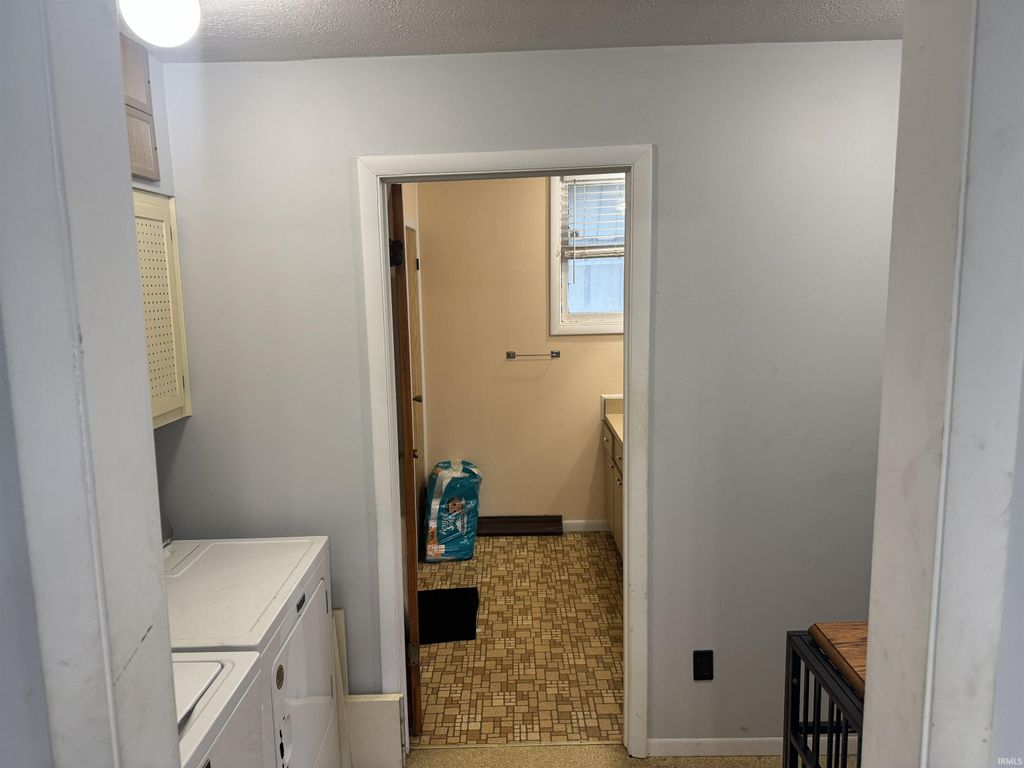 Photo of 515 W High st Avenue, Portland, IN 47371 (MLS # 202603438)