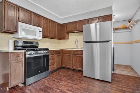 Tiny photo for 134 Schiele Road, Logansport, IN 46947 (MLS # 202627609)