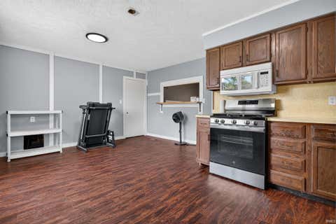 Tiny photo for 134 Schiele Road, Logansport, IN 46947 (MLS # 202627609)