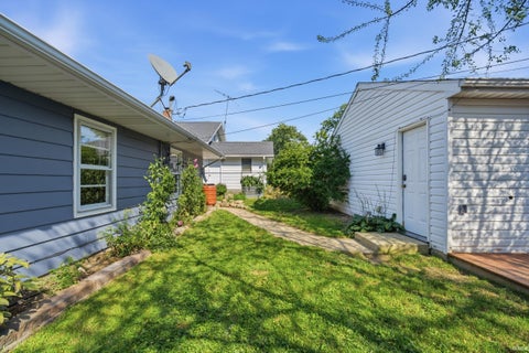 Tiny photo for 1505 Franklin Street, Lafayette, IN 47905 (MLS # 202636426)