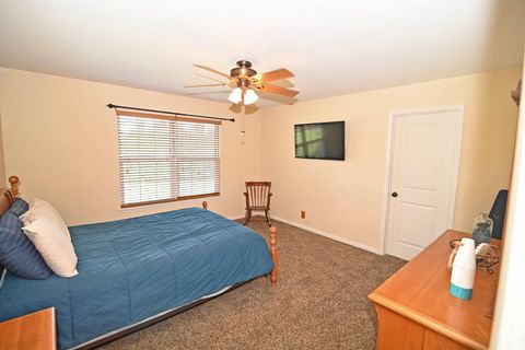 Tiny photo for 10360 S Wildwood Court, Brookston, IN 47923 (MLS # 202543757)