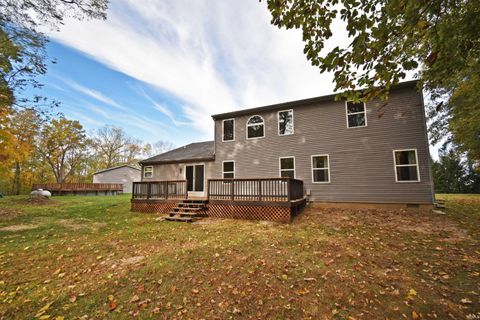 Tiny photo for 10360 S Wildwood Court, Brookston, IN 47923 (MLS # 202543757)