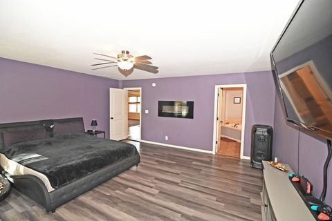 Tiny photo for 10360 S Wildwood Court, Brookston, IN 47923 (MLS # 202543757)