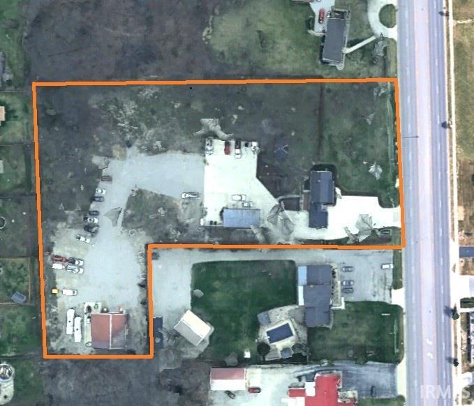 Photo of 6317 Maplecrest Road, Fort Wayne, IN 46835 (MLS # 202628095)