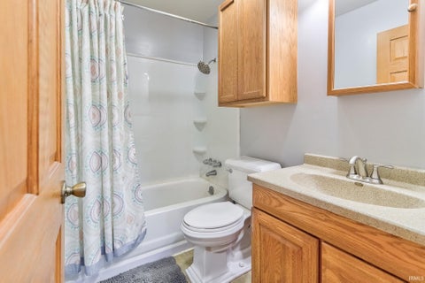 Tiny photo for 2017 Shelby Avenue, Evansville, IN 47714 (MLS # 202625138)
