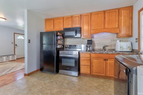 Tiny photo for 2017 Shelby Avenue, Evansville, IN 47714 (MLS # 202625138)