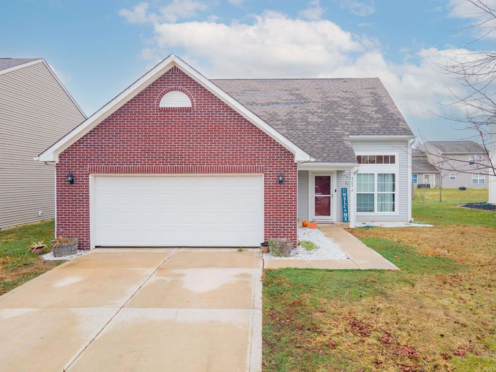 Photo of 4209 Wildoner Drive, Marion, IN 46953 (MLS # 202547384)