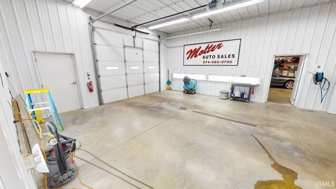 Tiny photo for 115 N Sixth Street, Monticello, IN 47960 (MLS # 202613251)