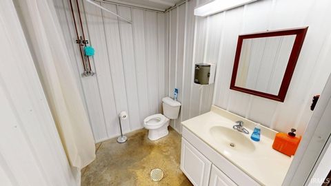 Tiny photo for 115 N Sixth Street, Monticello, IN 47960 (MLS # 202613251)