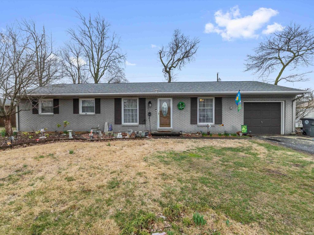 Photo of 7419 Lincoln Avenue, Evansville, IN 47715 (MLS # 202607404)