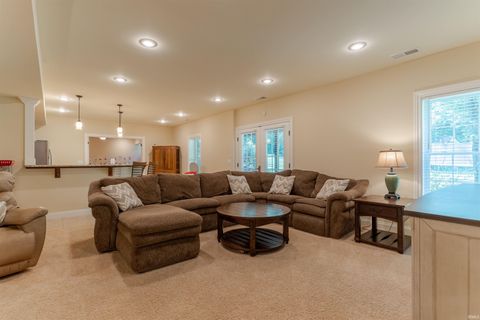 Tiny photo for 8660 Copper Creek Drive, Newburgh, IN 47630 (MLS # 202618698)