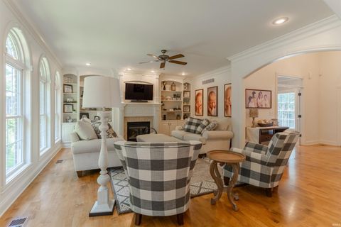 Tiny photo for 8660 Copper Creek Drive, Newburgh, IN 47630 (MLS # 202618698)