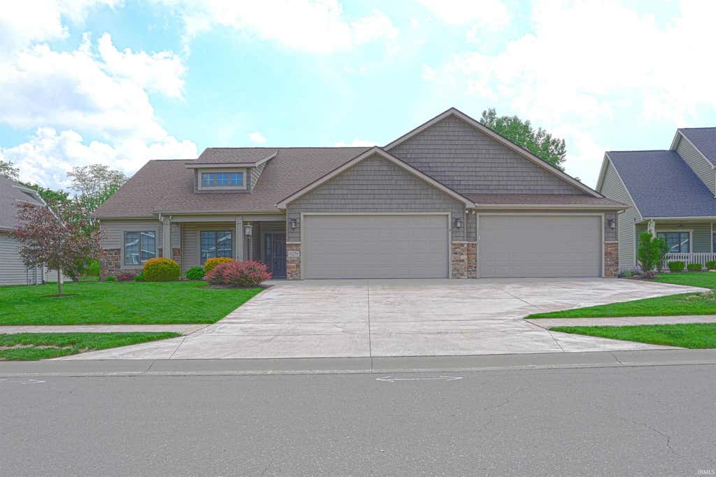 Photo of 15279 Leo Creek Boulevard, Leo, IN 46765 (MLS # 202622292)