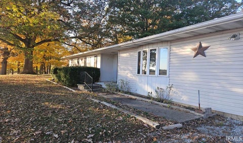 Tiny photo for 10106 State Rd 26 E, Lafayette, IN 47905 (MLS # 202644605)