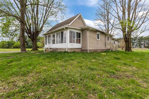 Tiny photo for 3715 N 900 E, Greentown, IN 46936 (MLS # 202613440)