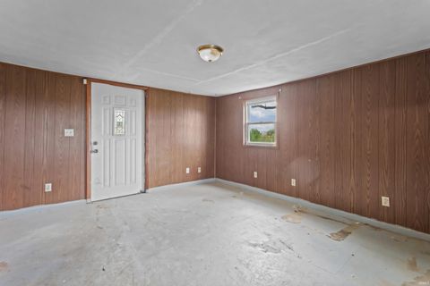 Tiny photo for 3715 N 900 E, Greentown, IN 46936 (MLS # 202613440)