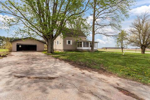 Tiny photo for 3715 N 900 E, Greentown, IN 46936 (MLS # 202613440)