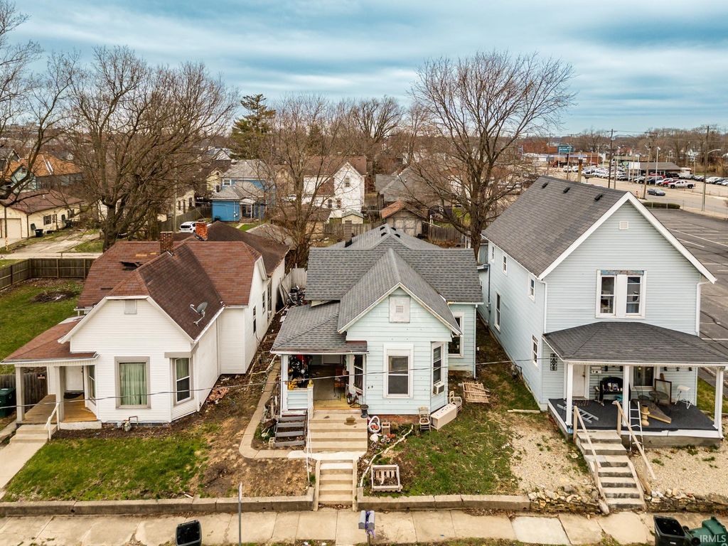 Photo of 409 N Pershing Drive, Muncie, IN 47305 (MLS # 202610808)