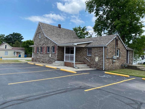 Photo for 601 S Heaton (US 35)