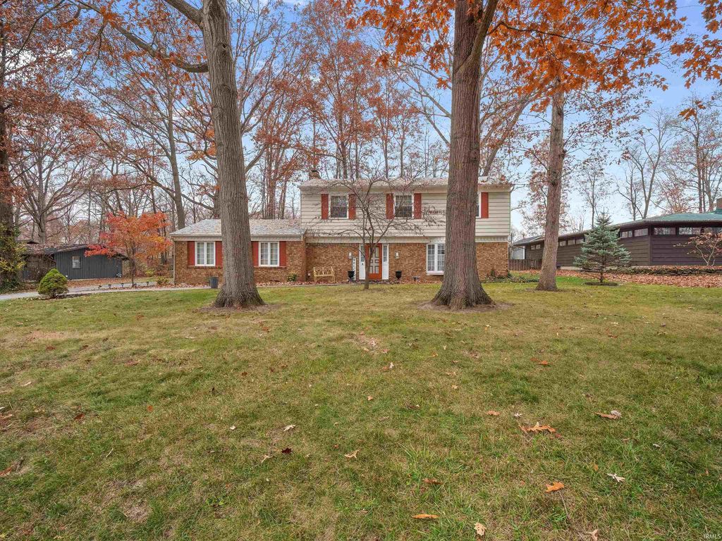 Photo of 9324 Saratoga Road, Fort Wayne, IN 46804 (MLS # 202547086)