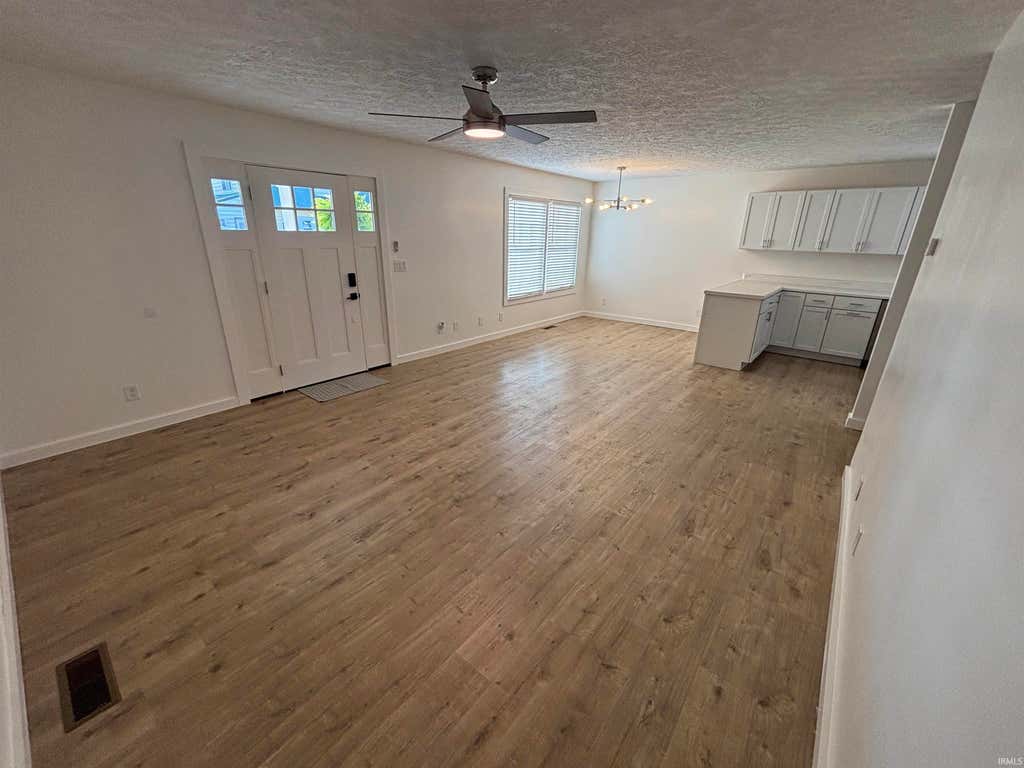 Photo of 1325 Church Street, Vincennes, IN 47591 (MLS # 202626774)