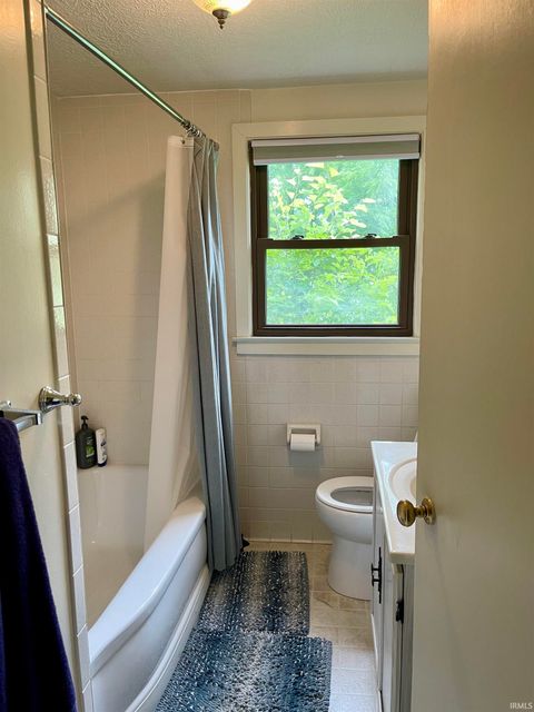 Tiny photo for 417 S SWAIN Avenue, Bloomington, IN 47401 (MLS # 202608442)