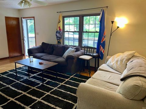 Tiny photo for 417 S SWAIN Avenue, Bloomington, IN 47401 (MLS # 202608442)