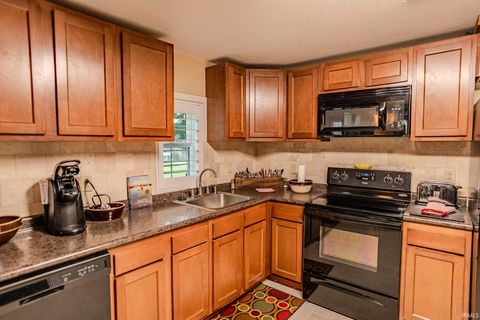 Tiny photo for 3776 N Doug Court, Monticello, IN 47960 (MLS # 202606451)