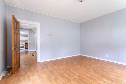 Tiny photo for 1518 S 4th Street, Lafayette, IN 47905 (MLS # 202628806)