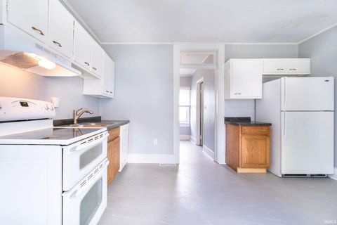 Tiny photo for 1518 S 4th Street, Lafayette, IN 47905 (MLS # 202628806)