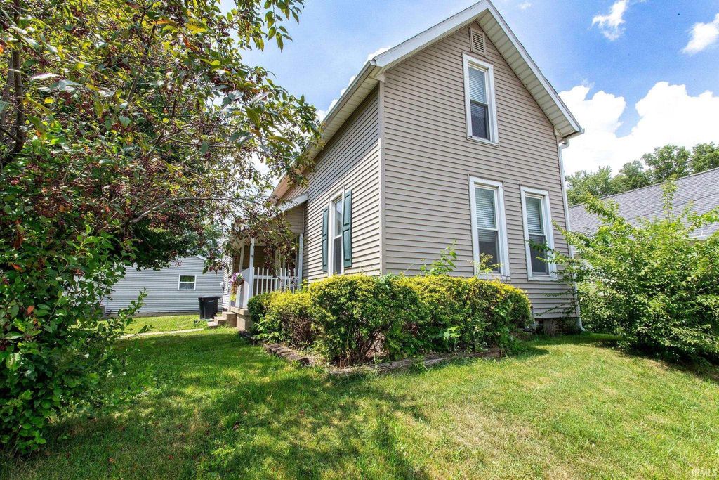 Photo of 1518 S 4th Street, Lafayette, IN 47905 (MLS # 202628806)