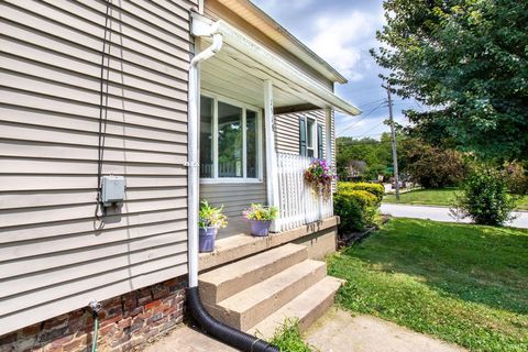 Tiny photo for 1518 S 4th Street, Lafayette, IN 47905 (MLS # 202628806)