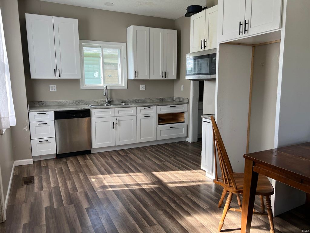 Photo of 903 Salamonie Avenue, Huntington, IN 46750 (MLS # 202615743)