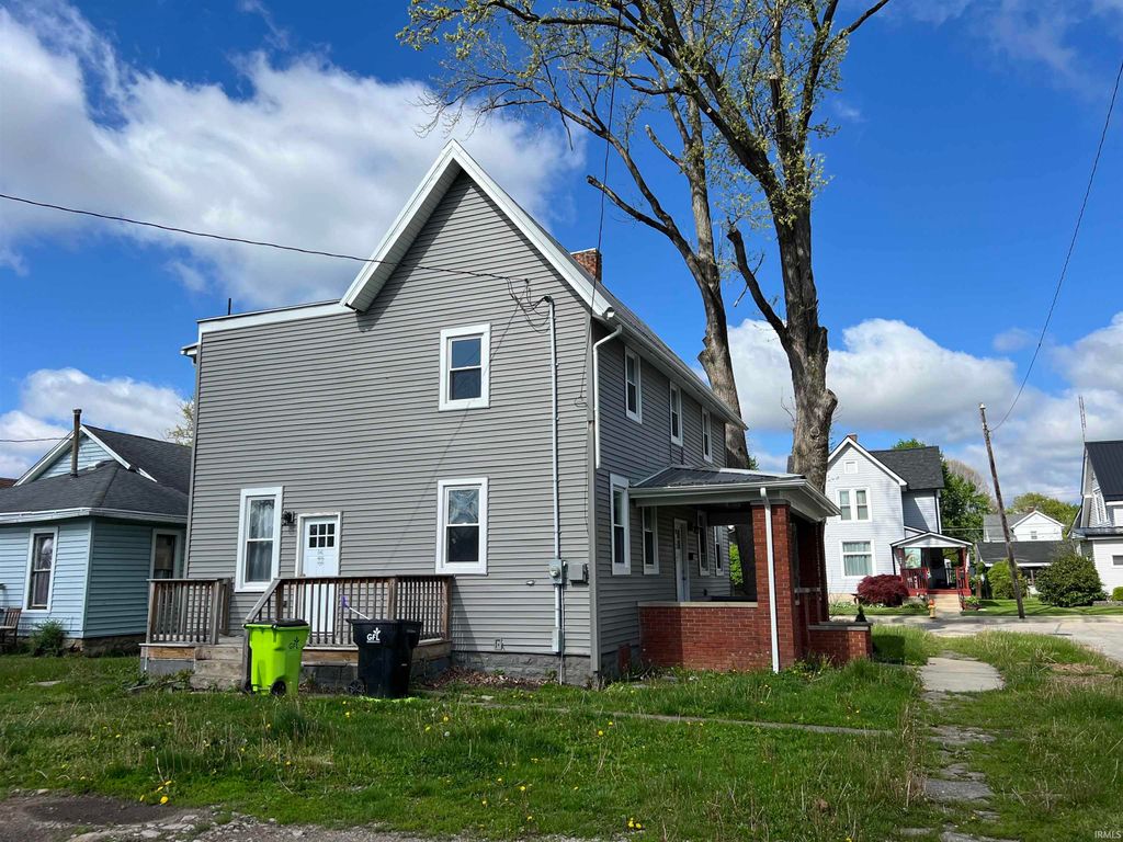 Photo of 903 Salamonie Avenue, Huntington, IN 46750 (MLS # 202615743)