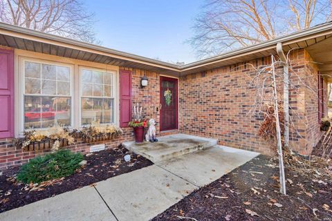 Tiny photo for 4303 Gary Lee Drive, Kokomo, IN 46902 (MLS # 202605397)