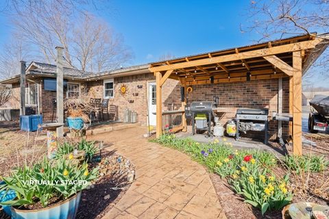 Tiny photo for 4303 Gary Lee Drive, Kokomo, IN 46902 (MLS # 202605397)