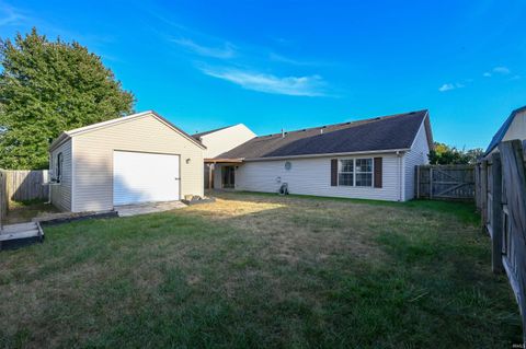 Tiny photo for 216 ARIEL Court, Kokomo, IN 46901 (MLS # 202537236)