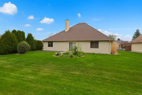 Tiny photo for 6304 BAYCHESTER Drive, Fort Wayne, IN 46815 (MLS # 202613174)