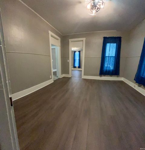 Tiny photo for 705 Upper 11th Street, Vincennes, IN 47591 (MLS # 202618724)