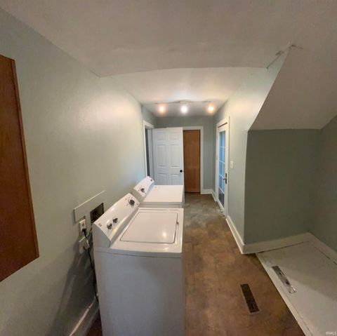 Tiny photo for 705 Upper 11th Street, Vincennes, IN 47591 (MLS # 202618724)