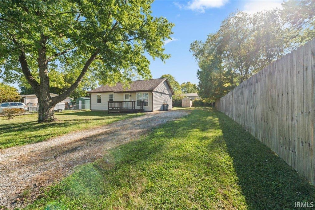 Photo of 1011 N Blair Avenue, Bloomington, IN 47404 (MLS # 202642137)