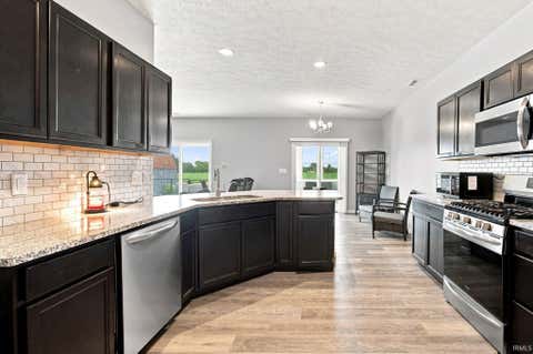 Tiny photo for 2671 Glastonbury Way, Lafayette, IN 47909 (MLS # 202626108)
