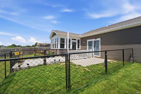 Tiny photo for 2671 Glastonbury Way, Lafayette, IN 47909 (MLS # 202626108)