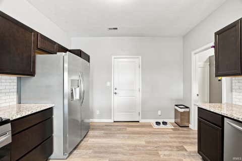 Tiny photo for 2671 Glastonbury Way, Lafayette, IN 47909 (MLS # 202626108)