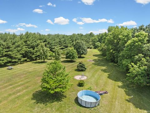 Tiny photo for 2038 E 850 S, Brookston, IN 47923 (MLS # 202625364)