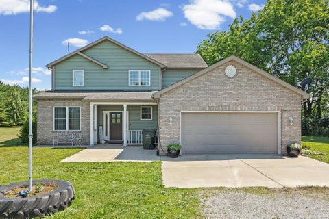 Tiny photo for 2038 E 850 S, Brookston, IN 47923 (MLS # 202625364)