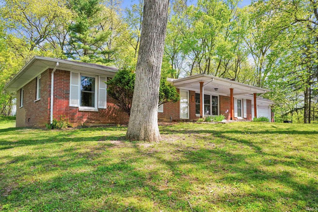 Photo of 128 Rohn Road, Mooresville, IN 46111 (MLS # 202615315)