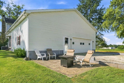 Tiny photo for 9990 E CR 600 S Road, Selma, IN 47383 (MLS # 202638041)
